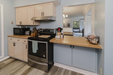 Calling all nature lovers! This tranquil property offers a 4 - photo 8