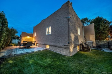If You're Searching For A Home In Merrick, Check Out This 3 - photo 6