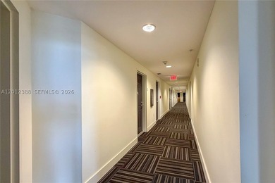 Bright one bedroom one bath apartment with amazing views in a - photo 12