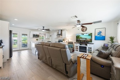 Waterfront living awaits in this lovely 2-bedroom, 2-bathroom - photo 10