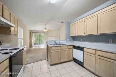 **AMAZING LOCATION**RESORT STYLE AMENITIES**SCREENED LANAI** - photo 22