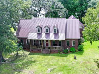 Lake Home For Sale in Moncks Corner, South Carolina