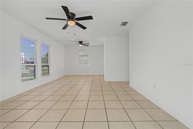 HOME IN PORT CHARLOTTE W/NEW ROOF AND IMPACT WINDOWS - Move-in - photo 4