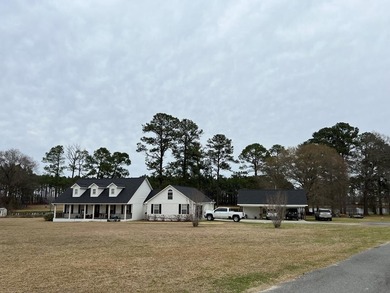 Lake Home For Sale in Vidalia, Georgia