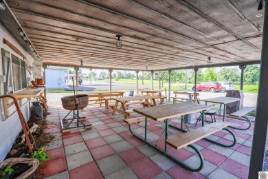 Here's your chance to own a thriving business location just 1.7 - photo 12