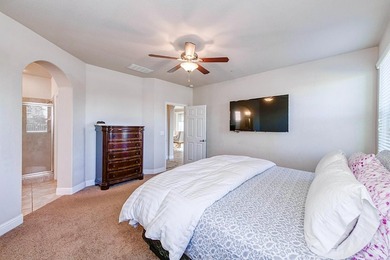 Elegant and sophisticated single-story home located on the golf - photo 17