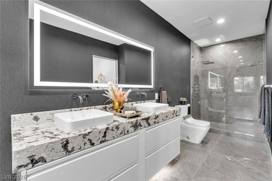 Stunning, fully renovated home in the prestigious Las Vegas - photo 20