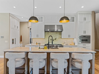 This light-filled mountain home blends modern design with the - photo 22