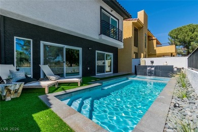 Stunning, fully renovated home in the prestigious Las Vegas - photo 27