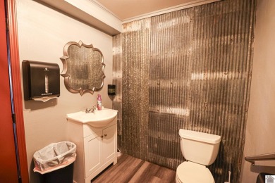 Here's your chance to own a thriving business location just 1.7 - photo 27