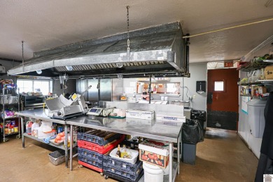 Here's your chance to own a thriving business location just 1.7 - photo 31