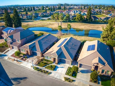 Elegant and sophisticated single-story home located on the golf - photo 33