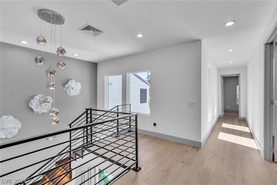 Stunning, fully renovated home in the prestigious Las Vegas - photo 34