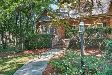 3335 Glenview Drive Step through the elegant double front doors - photo 2