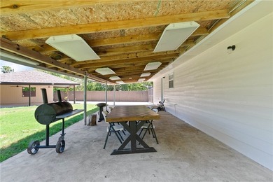 Welcome to your next chapter in this charming 3-bedroom - photo 14