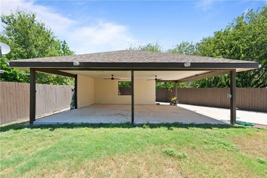 Welcome to your next chapter in this charming 3-bedroom - photo 16