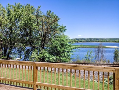 Rare opportunity - own prime Mississippi River frontage in - photo 18