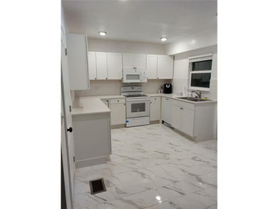 Amazing Financing available! Renovated, Move-in Ready, 4/4 2000 - photo 3