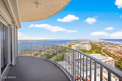 A LEGACY CONDOMINIUM OF RARE SCALE AND PEDIGREE, AVAILABLE ONCE - photo 7