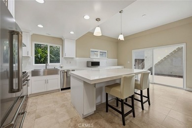 Investor opportunity in Downtown Huntington Beach! Featuring a - photo 8