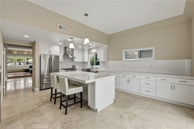 Investor opportunity in Downtown Huntington Beach! Featuring a - photo 9