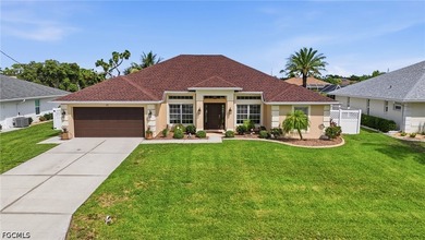 Rotonda West Lakes and Canals Home Sale Pending in Rotonda West Florida