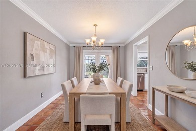 Beautifully maintained 4 Bedroom, 2.5 Bath home in a prime Miami - photo 8