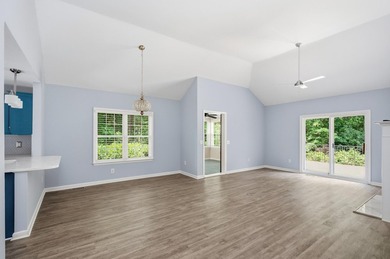 Located in the award-winning Cedar Creek community, this - photo 2