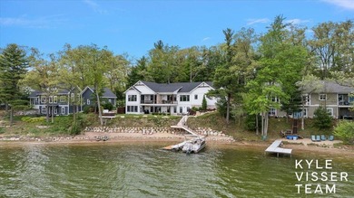 Pettit Lake Home For Sale in Newaygo Michigan