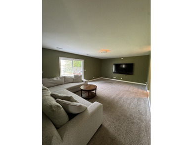 Well-maintained 4-bedroom, 2.1-bath home on a generously sized - photo 14