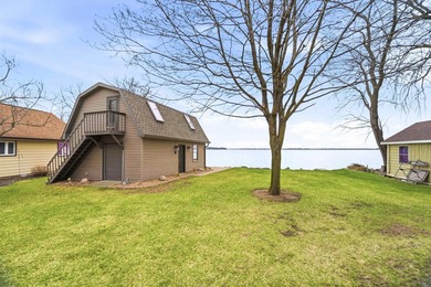 LOCATION! Rarely do homes become available on this street! East - photo 3