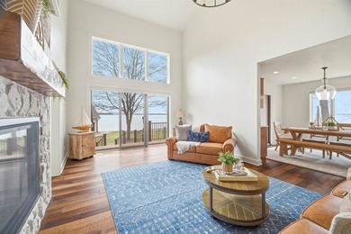 LOCATION! Rarely do homes become available on this street! East - photo 6