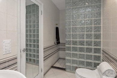 Expanded 3-bedroom brick ranch in the heart of Bay Terrace - - photo 15