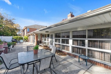 Expanded 3-bedroom brick ranch in the heart of Bay Terrace - - photo 19