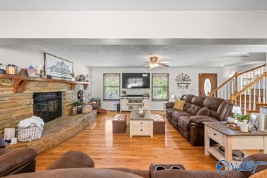 Welcome to this spacious 3-bedroom, 3-bath home situated on 3.67 - photo 19