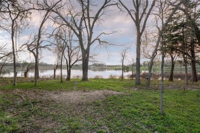 Lake Acreage For Sale in Waxahachie, Texas