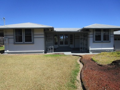 Classic style home built in the 1950's that is in immaculate - photo 1