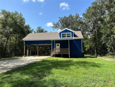 Waters Lake Home Sale Pending in Trenton Florida