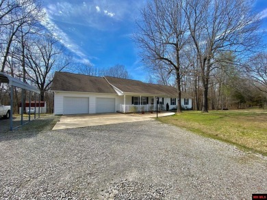SPACIOUS 3BR 2 1/2 BA with 32x30 shop all on 4 acres m/l. Home - Lake Home For Sale in Mountain Home, Arkansas
