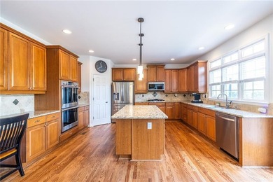 Exquisitely maintained and thoughtfully updated, this - photo 19