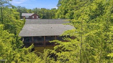 WOW FACTOR! TURNKEY INVESTMENT OPPORTUNITY! Conveniently located - photo 25