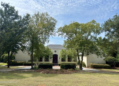 Lake Home For Sale in Ridgeland, Mississippi