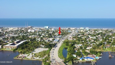 Businesses and real estate with the vacant lot across Peninsula - photo 2