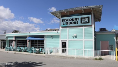 Businesses and real estate with the vacant lot across Peninsula - photo 6