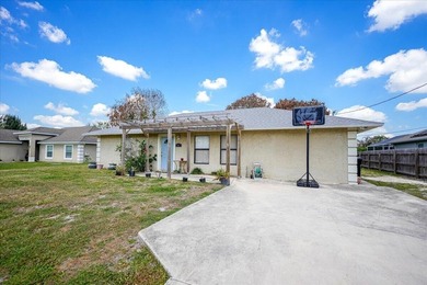 St. Lucie River Home Active Under Contract in Port Saint Lucie Florida