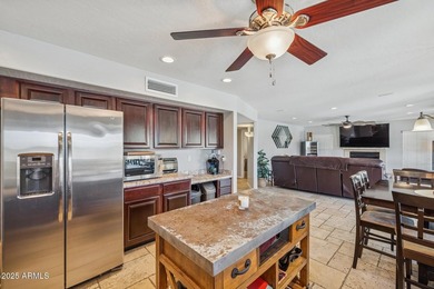 Nestled on a premium oversized waterfront lot, 919 S Paradise - photo 12