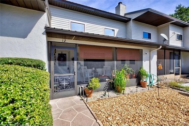 Welcome to this beautifully remodeled 2-bedroom, 2-bathroom - photo 3