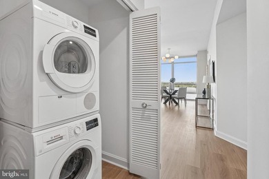 A picture-perfect 2026 remodel of a two-bedroom - photo 24