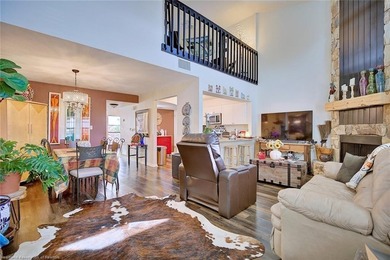 Welcome to this beautifully remodeled 2-bedroom, 2-bathroom - photo 6