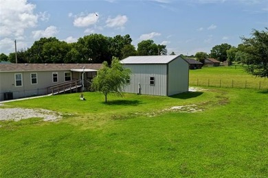 Welcome to lake living in the desirable Belle Starr Addition on - photo 10